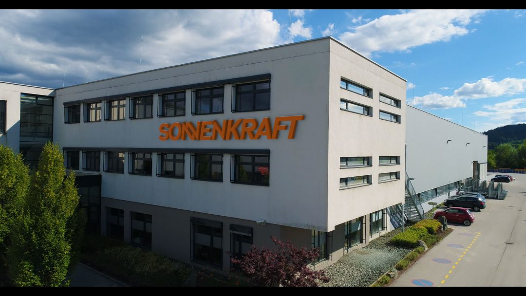 Perfekte Drohnenaufnahmen durch Retusche Perfekte Drohnenaufnahmen dank Retusche und 3D Integration